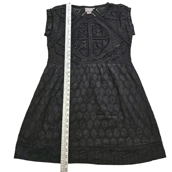 ANTHROPOLOGIE LBD Vanessa Virginia Small Embroidered Cutwork Black Eyelet Dress - Picture 5 of 14